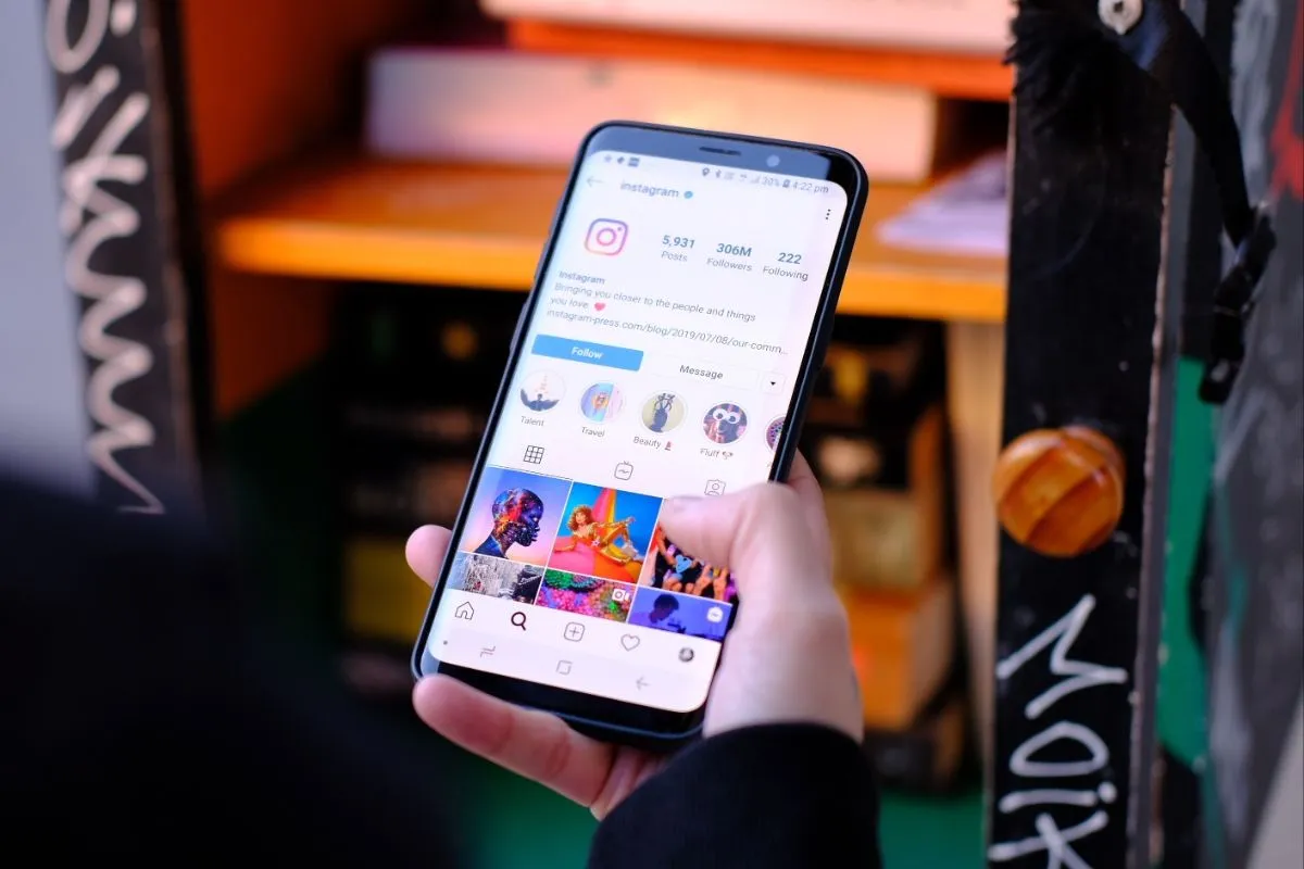 Qual o Melhor Horário para Postar no Instagram e Engajar