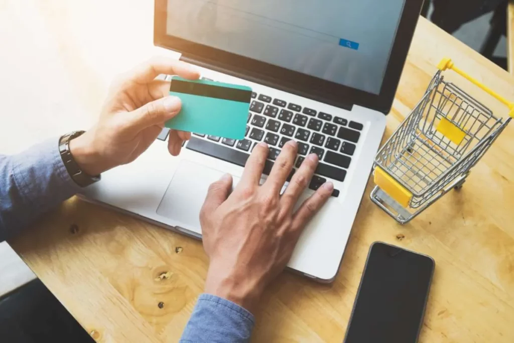 Descubra como vender mais aplicando a estratégia do order bump com a Loja Integrada